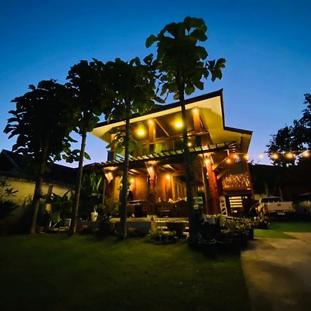 Teak House บ้านต้นสัก เชียงใหม่ ภายนอก รูปภาพ