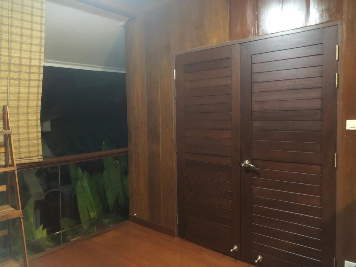 Teak House บ้านต้นสัก เชียงใหม่ ภายนอก รูปภาพ