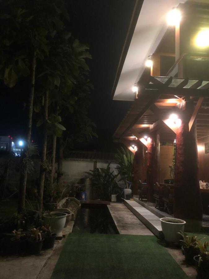 Teak House บ้านต้นสัก เชียงใหม่ ภายนอก รูปภาพ