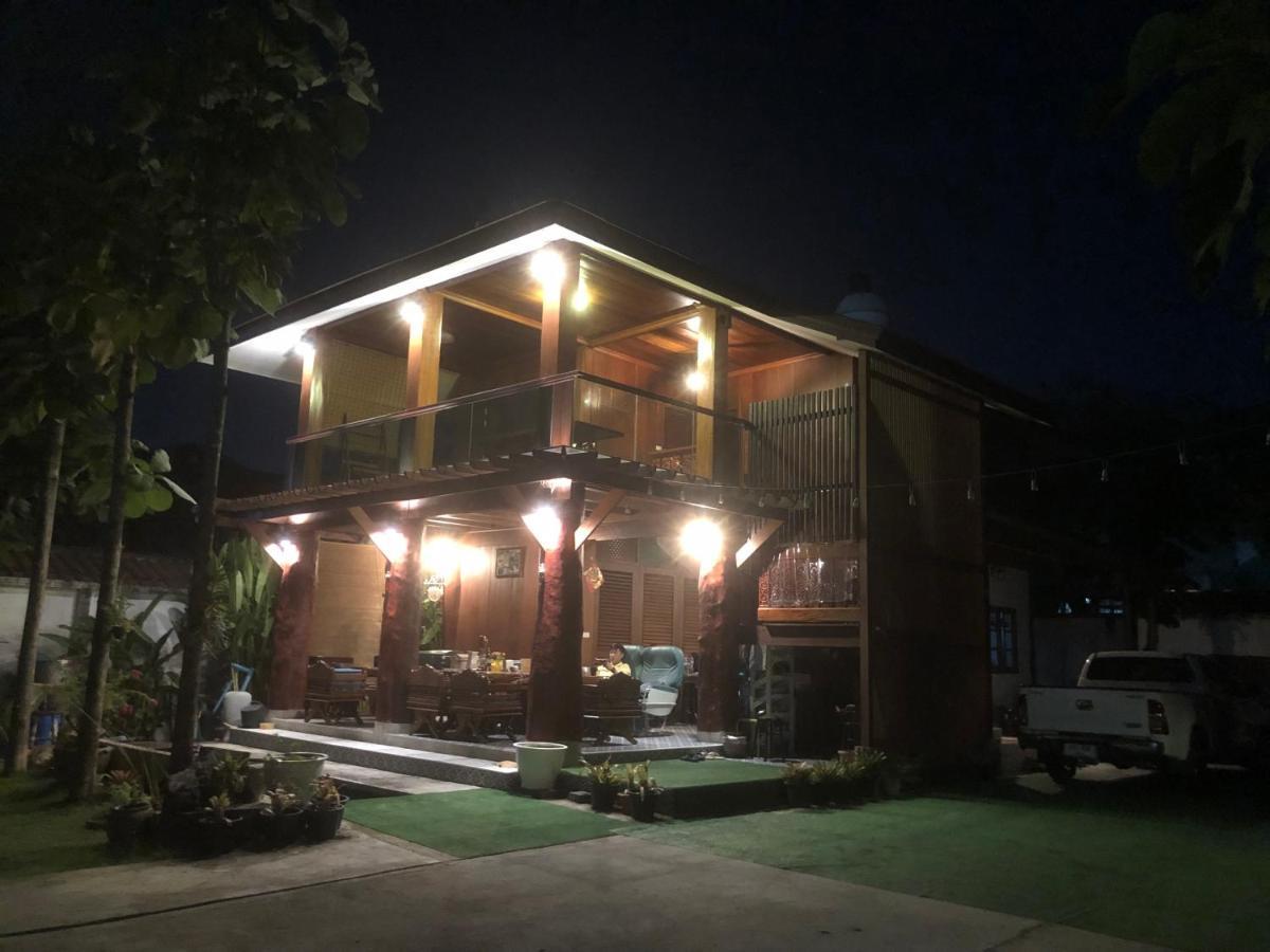 Teak House บ้านต้นสัก เชียงใหม่ ภายนอก รูปภาพ