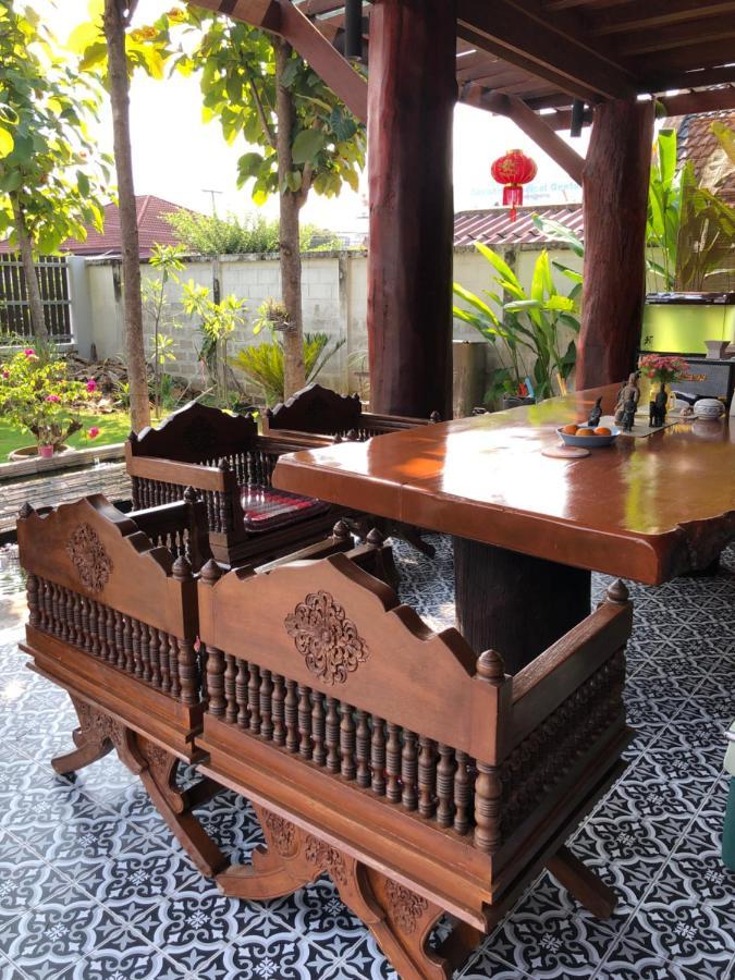 Teak House บ้านต้นสัก เชียงใหม่ ภายนอก รูปภาพ